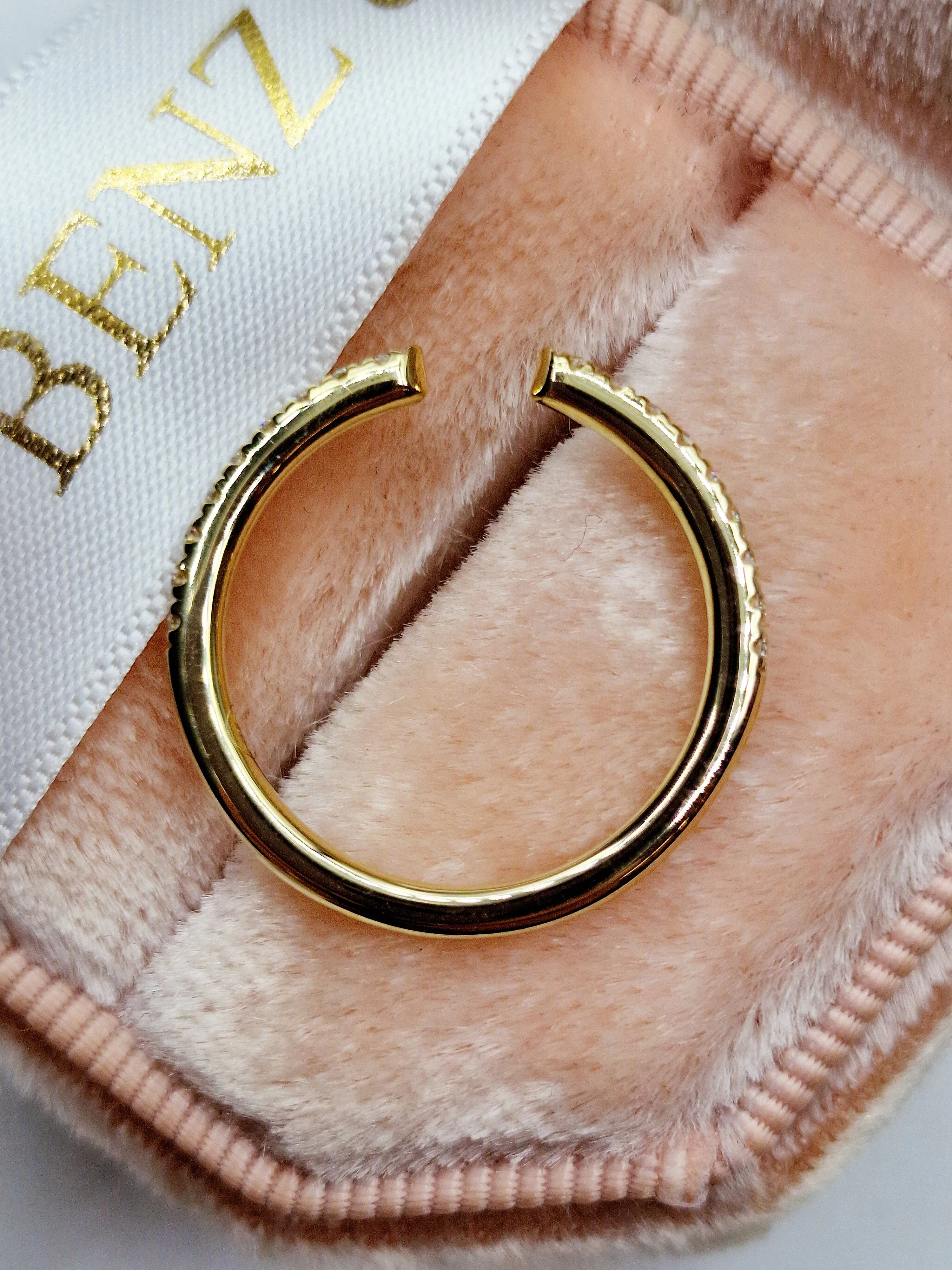 0.22 Ct Round Brilliant Cut Diamond Open Wedding Band in Yellow Gold - Image 5