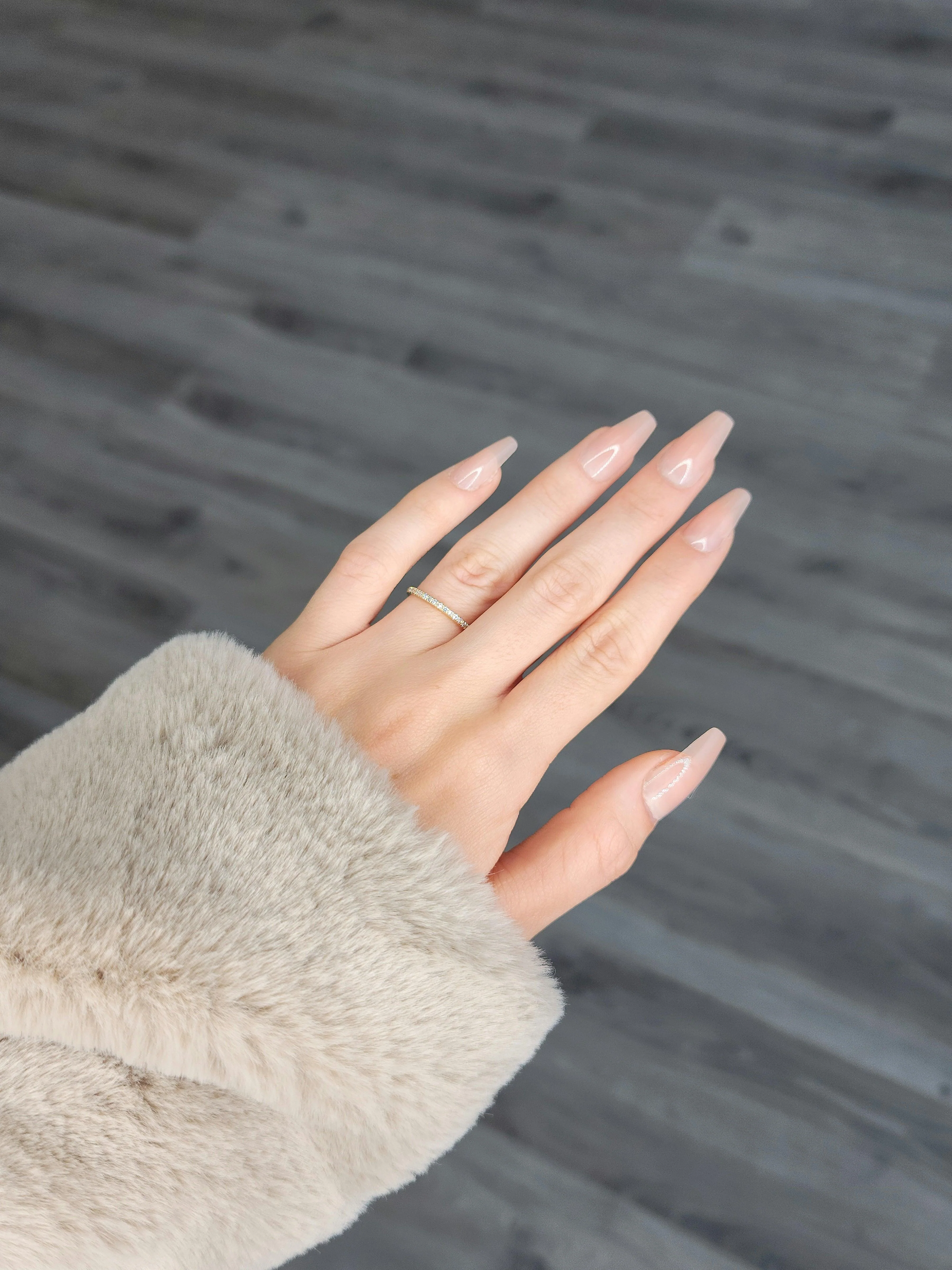 0.30 Ct Round Brilliant Cut Diamond Wedding Band in Yellow Gold - Image 3