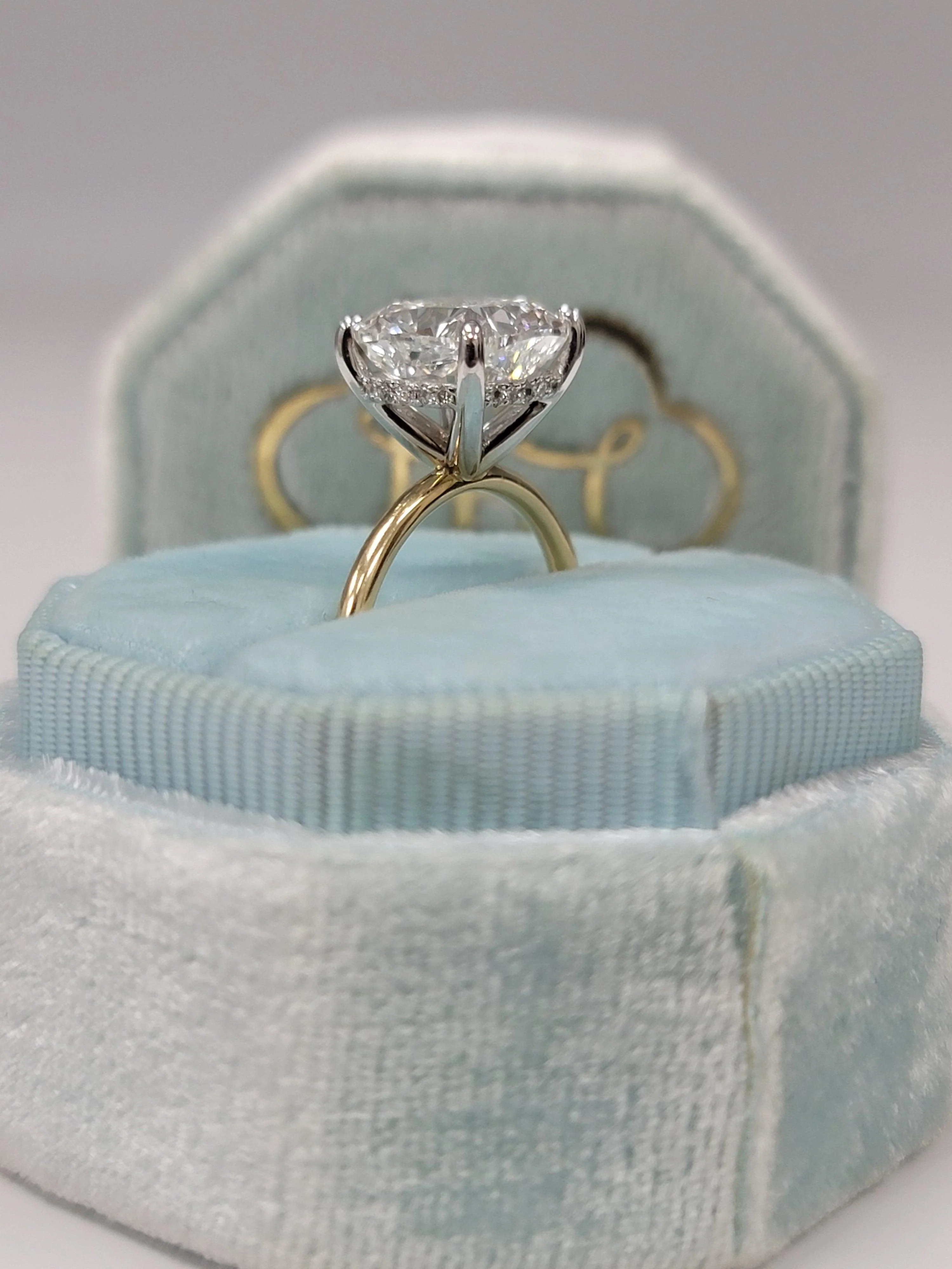 3.18 Carats Lab Grown Cushion Cut Two Tone Solitaire Hidden Halo Diamond Engagement Ring - Image 7